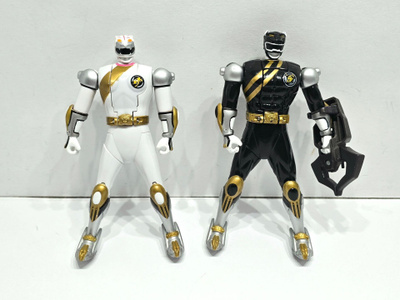 2kpl Power Rangers Wild Force Spin Morphin Ranger figuuria