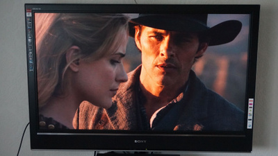 Sony 46" Bravia KDL-46D3000 tv ja seinäteline