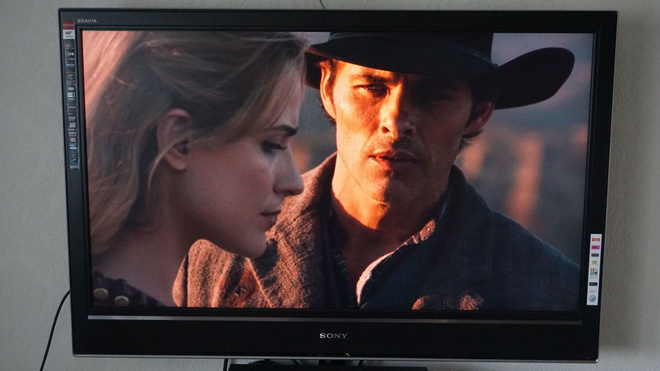 Sony 46" Bravia KDL-46D3000 tv ja seinäteline