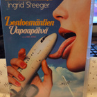 Lentoemäntien Vapaapäivä (Another World) - pikkukuva 1