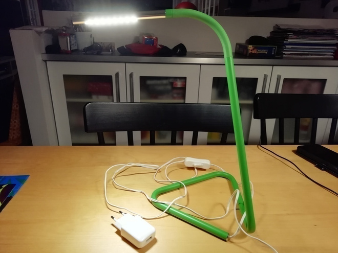 Hårte Ikea led-työvalaisin vihreä