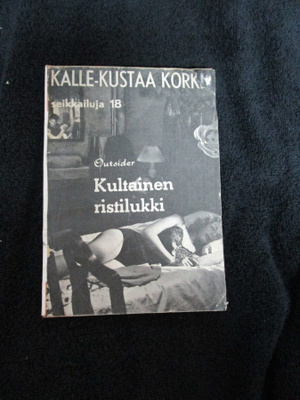 KALLE-KUSTAA KORKKIN SEIKKAILUJA 18 kultainen ristilukki