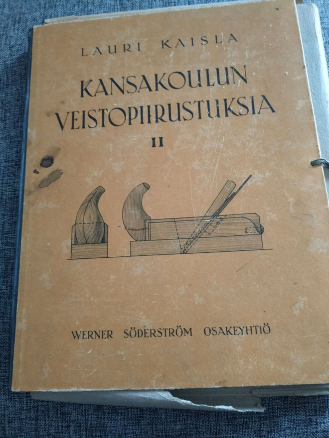 Lauri Kaisla: Kansakoulun veistopirustuksia 2
