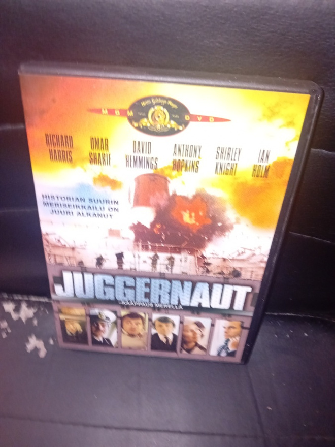 DVD Juggernaut ( SIS POSTIKULU )
