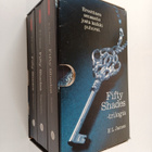 E. L. James : Fifty shades 1-3 : Sidottu ; Satutettu ; Va... - pikkukuva 1