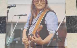 Juice Leskinen juliste vuodelta 1982