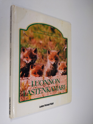 Gunilla Lundgren : Luonnon lastenkamari