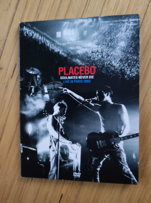 Placebo Live In Paris 2003