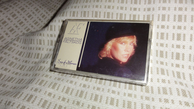Agnetha Fältskog: Eyes of a woman (1985) kasetti