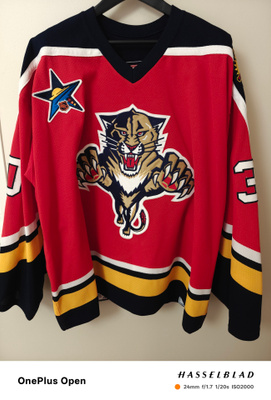 Hurme #30 Florida Panthers gameworn pelipaita