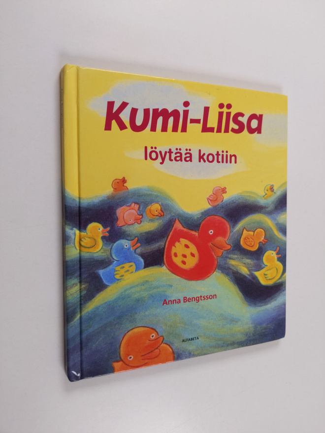 Anna Bengtsson : Kumi-Liisa löytää kotiin