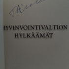 Timo Airaksinen: Hyvinvointivaltion hylkäämät (signeerattu) - pikkukuva 2