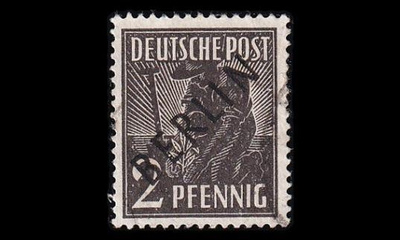 Berlin 1 o Musta päällepainama 2 Pf (1948)