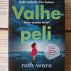 Ruth Ware - Valhepeli (pokkari) - pikkukuva 1