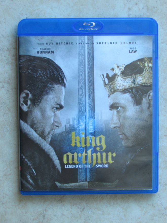 King Arthur - Legend of the Sword, blu-ray. Ohj. Guy Ritchie