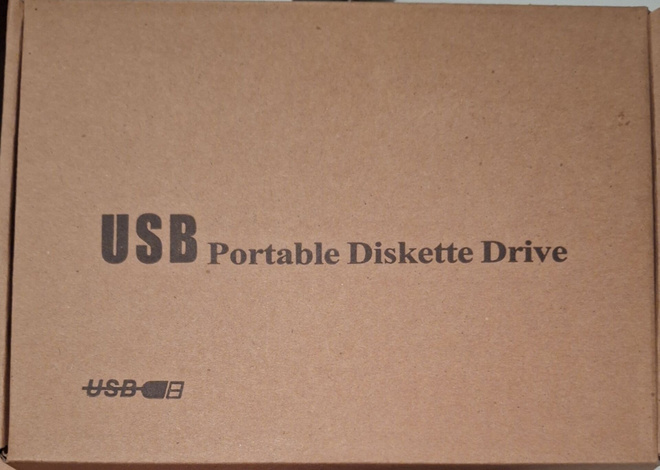 USB-liitännäinen kannettava korppuasema,