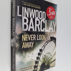 Linwood Barclay : Never Look Away - pikkukuva 1