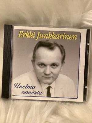 ERKKI JUNKKARINEN:UNELMA ONNESTA