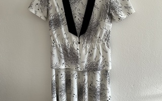 Kotimainen vintage mekko ja jakku ( D38 )