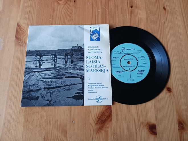 Suomalaisia Sotilasmarsseja 5 ep upea 1960-luku