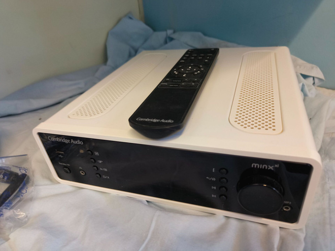 vahvistin Cambridge Audio Minx XI