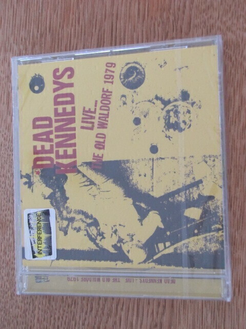 Dead Kennedys live the old waldorf 1979 cd muoveissa