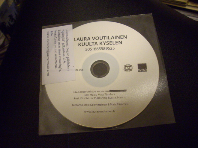 LAURA VOUTILAINEN: Kuulta kyselen CDS ( Sis.postikulut )