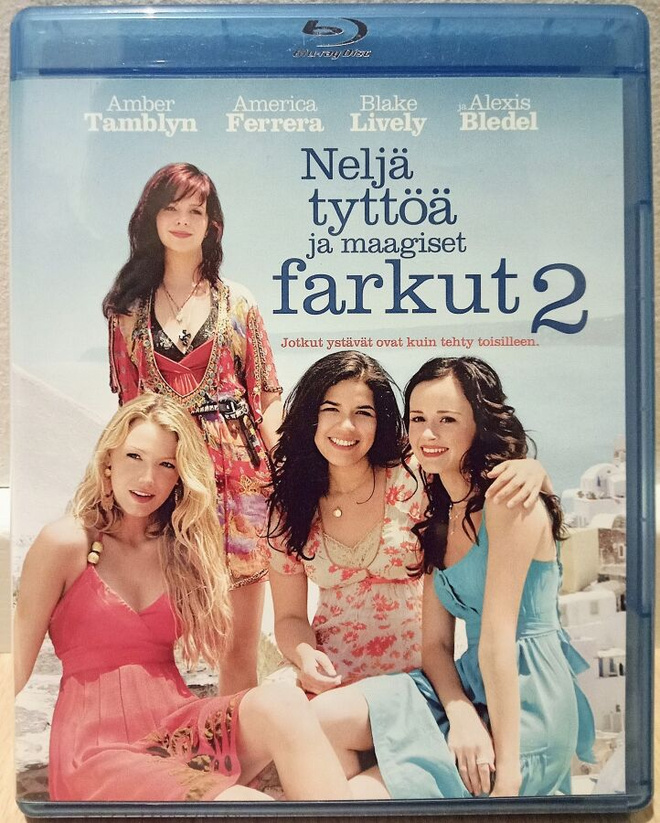 Neljä tyttöä ja maagiset farkut 2 (2008)