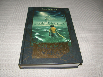 Rick Riordan Salamavaras   -sid