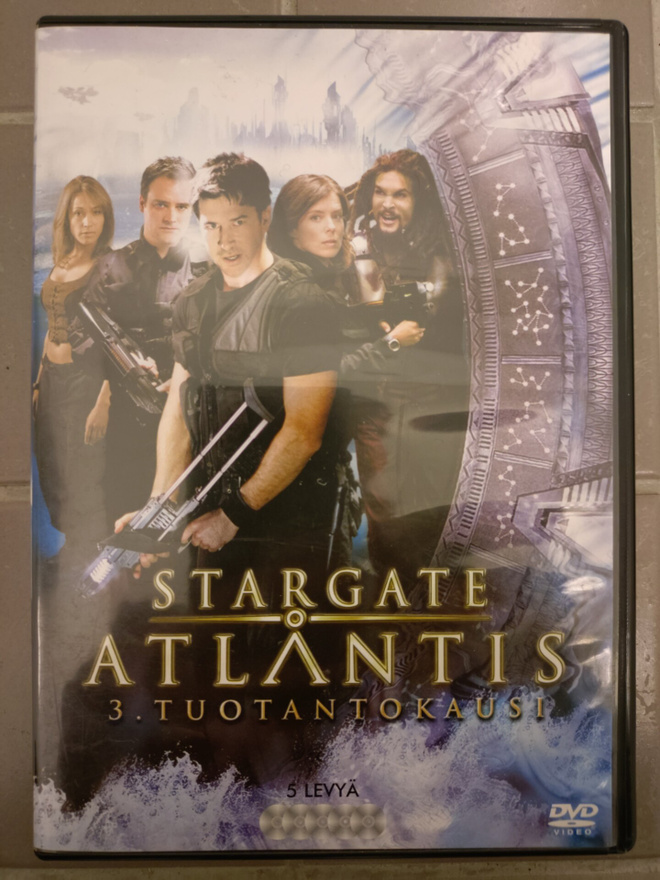 Stargate Atlantis - Kausi 3 (DVD)