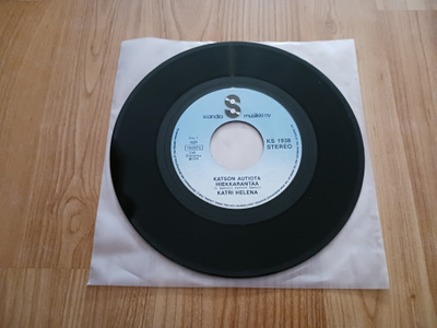 Katri Helena – Katson Autiota Hiekkarantaa 7" orig 1979 uusi