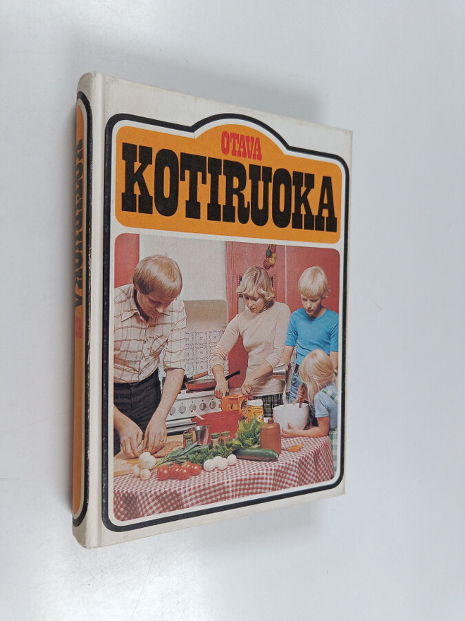 Ragni ym. (toim.) Tennberg : Kotiruoka : keittokirja koti...