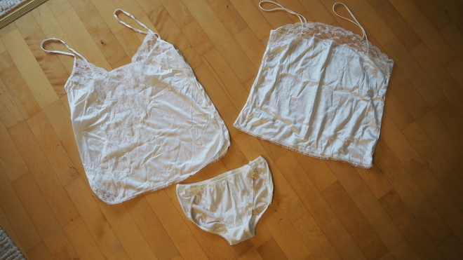 3-os. ALUSASUSETTI koko S/M, uudenveroisia/uusia, VINTAGEA