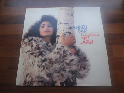 ANNELI SARI - LUOKSES NYT JÄÄN ( LP . VINYYLI )