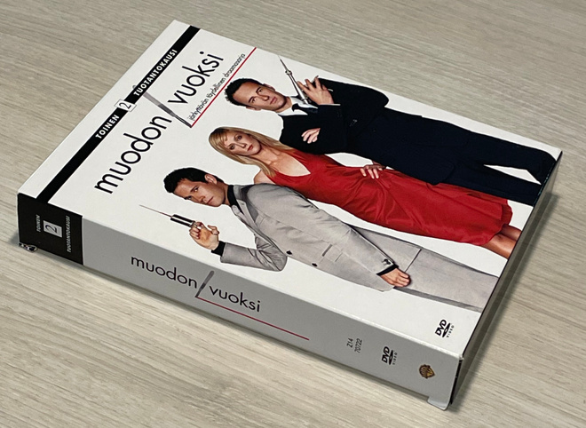Muodon vuoksi (Nip/Tuck): Kausi 2 (6DVD)