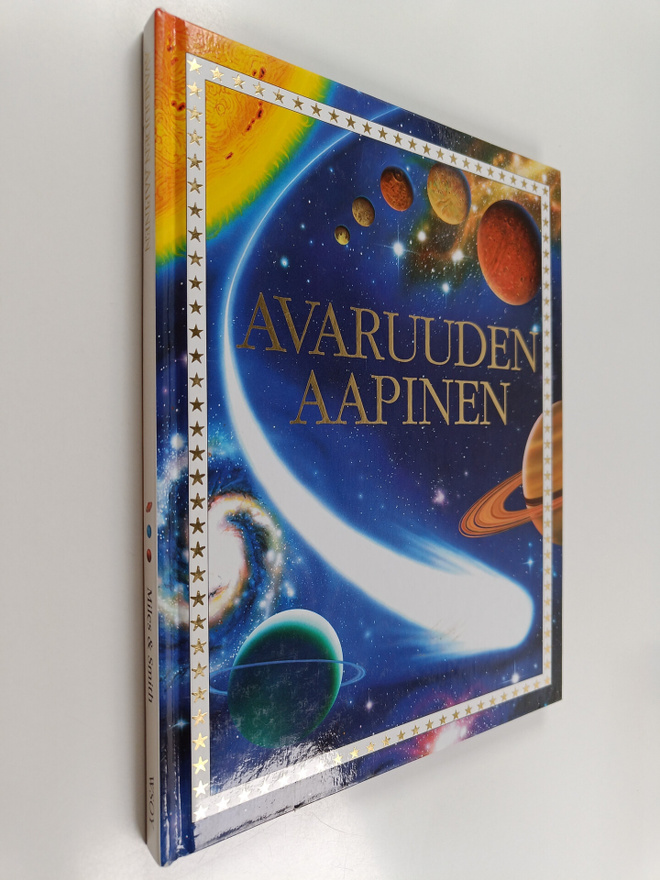 Lisa Miles : Avaruuden aapinen