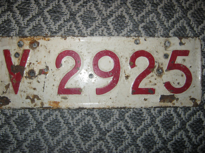 Rekisterikilpi V-2825