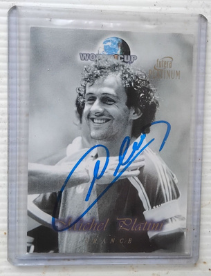 Michel Platini Ranska signed