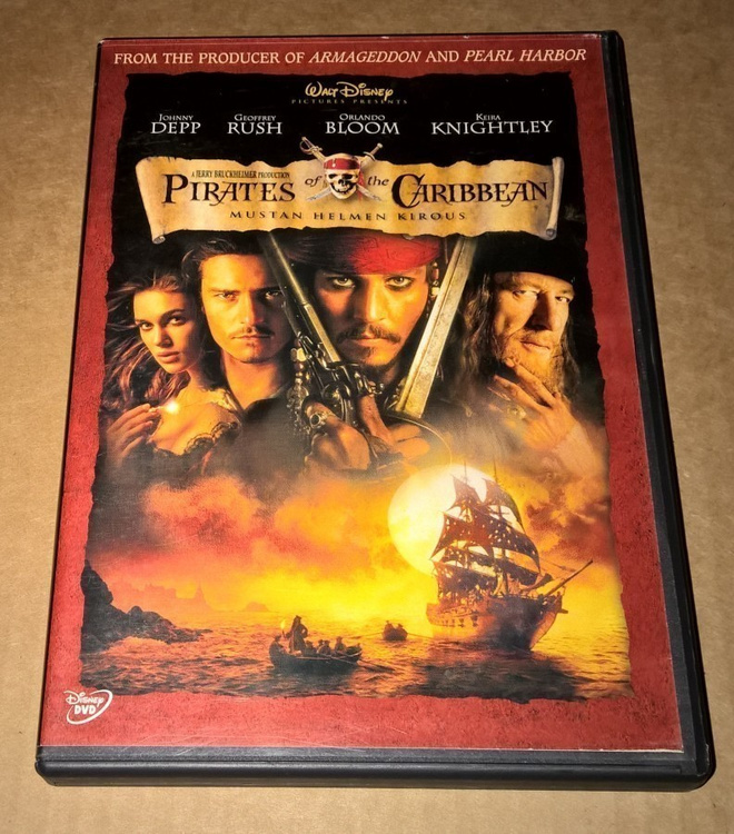 PIRATES OF THE CARIBBEAN  DVD