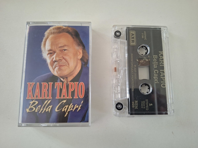 KARI TAPIO - BELLA CAPRI c-kasetti ( AXRMC 1196 )