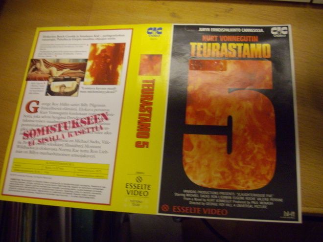 Vhs kansipaperi Fix - TEURASTAMO 5  ( Sis.postikulut )