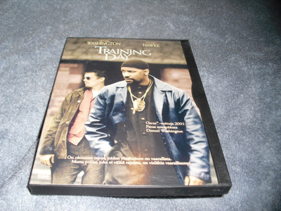 TRAINING DAY (Denzel Washington, Ethan Hawke)***