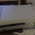 Xbox 360 konsoli + peli ja tarvikepaketti - pikkukuva 1