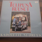 TULIPUNARUUSUT - KADOTETTU NUORUUS ( LP . VINYYLI ) - pikkukuva 1