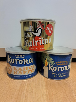 VANHOJA KAHVIPURKKEJA