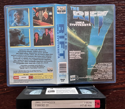 The RIFT - uhka syvyyksistä VHS