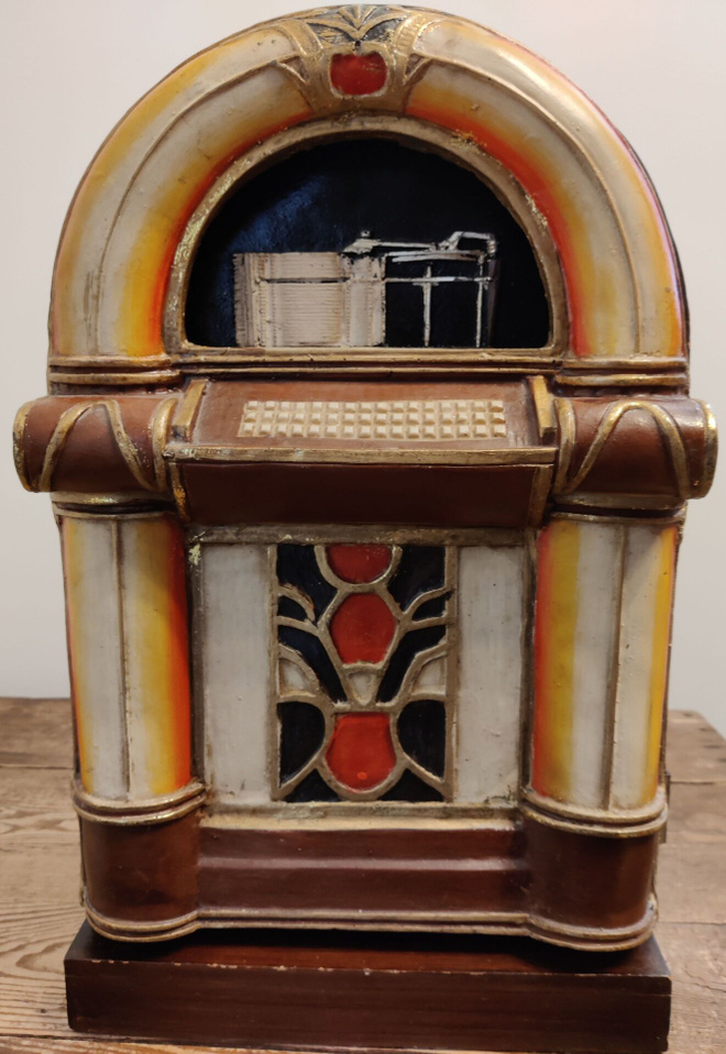 Kaappi. Koristekaappi jukebox