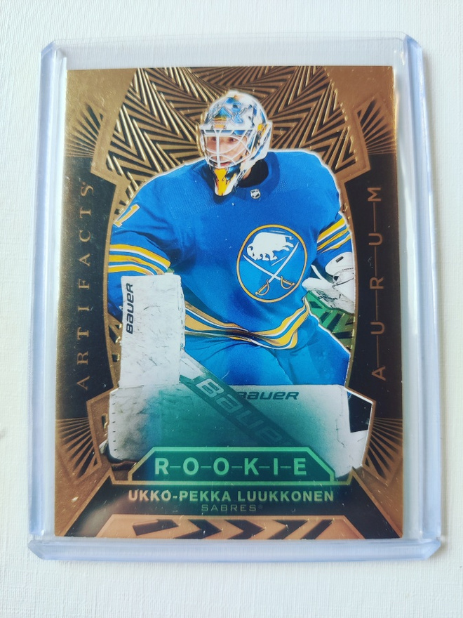 U-K Luukkonen - 21-22 Artifacts Aurum Rookie