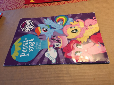 MY LITTLE PONY PUUHAKIRJA