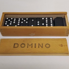 DOMINO-PELI PUULAATIKOSSA - pikkukuva 1